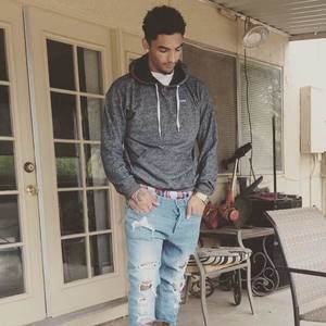 Meet your Posher, Aj